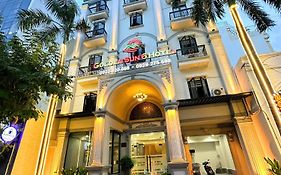 Golden Sun Hotel 6 - Sân Bay Tân Sơn Nhất